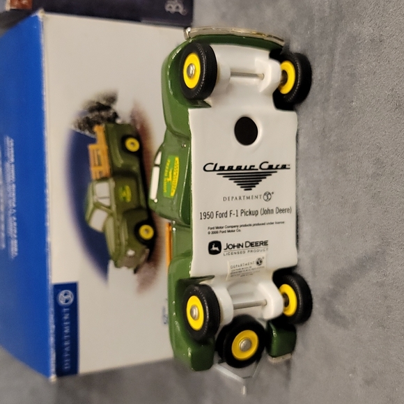Dept 56 John Deere Ford Truck Horse Trailer Retired - Picture 10 of 10